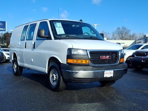 2024 GMC Savana 2500 Work Van