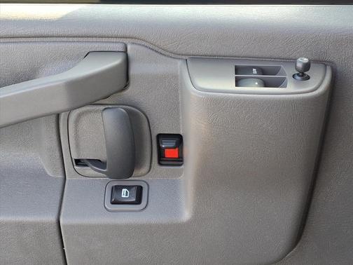 2024 GMC Savana 2500 Work Van