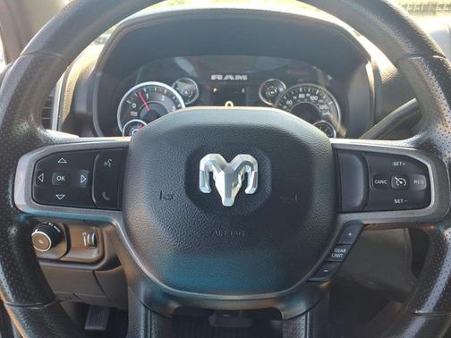 Bright White Clearcoat 2024 RAM 3500 Tradesman