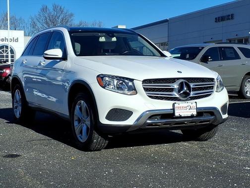 2017 Mercedes-Benz GLC 300 Base 4MATIC