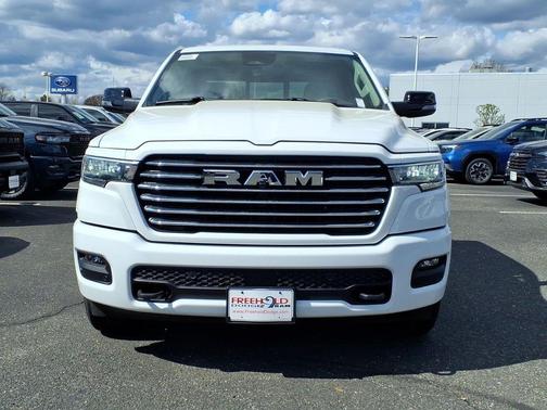 Bright White Clearcoat 2026 RAM 1500 Laramie