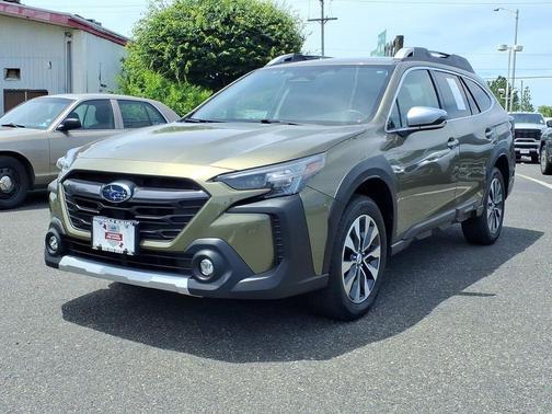 Autumn Green Metallic 2023 Subaru Outback Touring XT