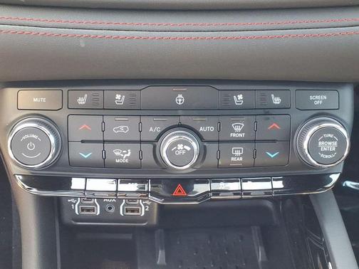 Nickel 2026 Dodge Durango GT Plus HEMI V8