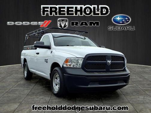 Bright White Clearcoat 2022 RAM 1500 Classic Tradesman