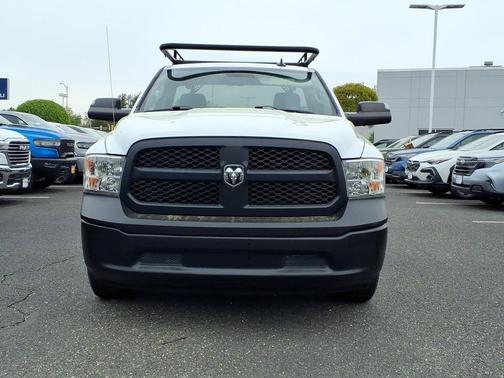 Bright White Clearcoat 2022 RAM 1500 Classic Tradesman