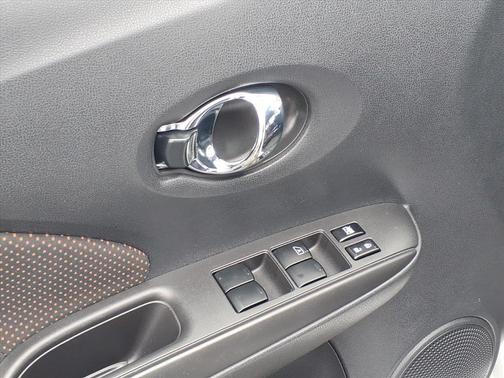 2015 Nissan Versa Note SR