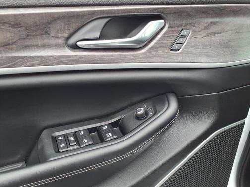 2022 Jeep Grand Cherokee 4xe Base