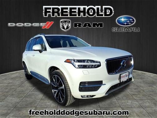 2018 Volvo XC90 T6 Momentum
