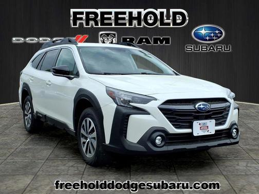 Crystal White Pearl 2024 Subaru Outback Premium