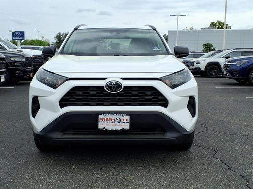 Super White 2019 Toyota RAV4 LE