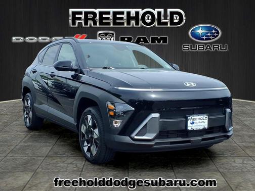 Abyss Black Pearl 2025 Hyundai KONA SEL