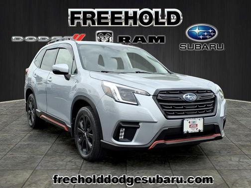 Ice Silver Metallic 2023 Subaru Forester Sport