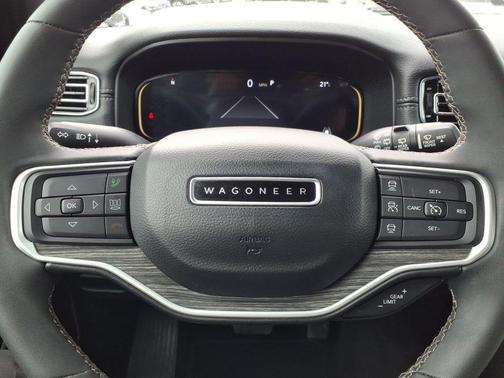 Metallic 2022 Jeep Wagoneer Series II