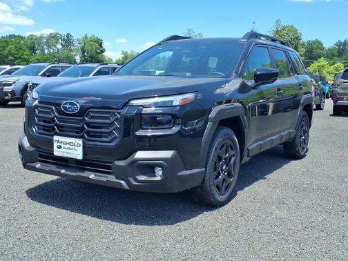 Crystal Black Silica 2026 Subaru Outback Limited