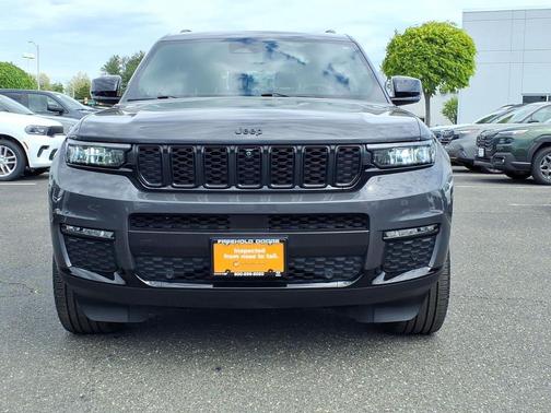 Metallic 2025 Jeep Grand Cherokee L Limited