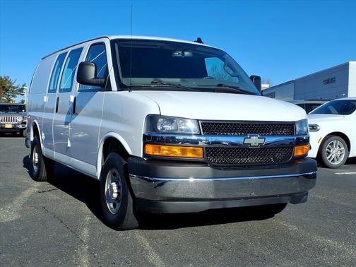 2024 Chevrolet Express 2500 Work Van