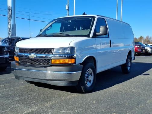 2024 Chevrolet Express 2500 Work Van