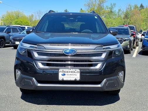 Crystal Black Silica 2026 Subaru Forester Limited