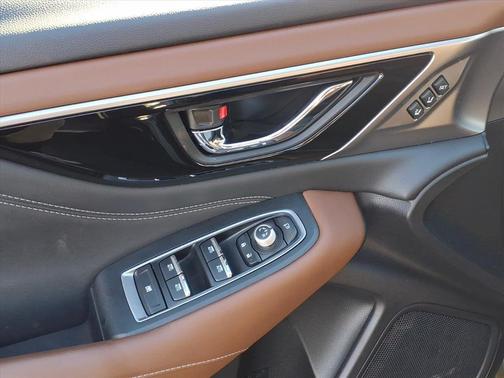 2020 Subaru Outback Touring XT