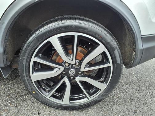 2017 Nissan Rogue Sport SL