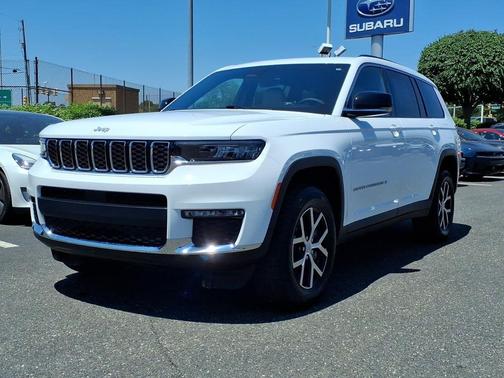 Bright White Clearcoat 2025 Jeep Grand Cherokee L Limited