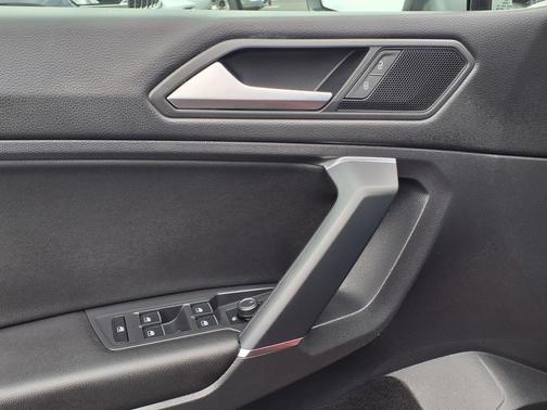 2020 Volkswagen Tiguan 2.0T SE