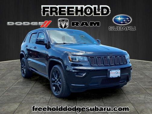 Diamond Black 2018 Jeep Grand Cherokee Altitude