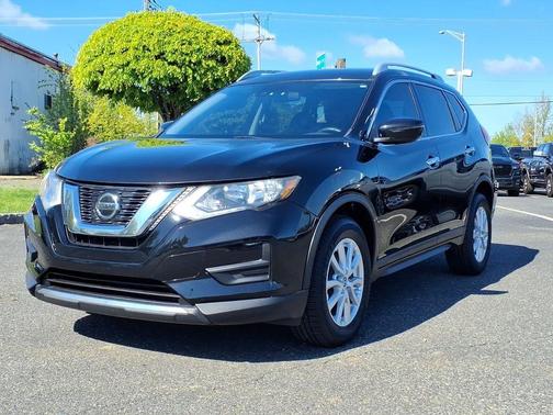 Magnetic Black Pearl 2020 Nissan Rogue SV