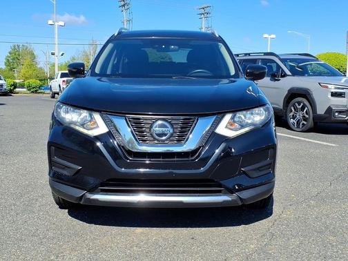 Magnetic Black Pearl 2020 Nissan Rogue SV