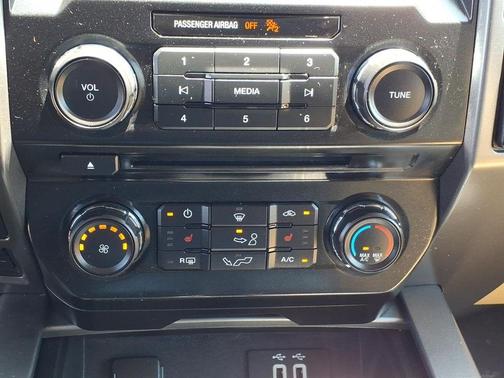 Shadow Black 2016 Ford F-150 XLT