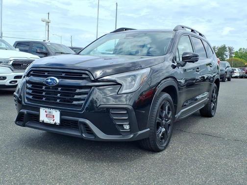 Crystal Black Silica 2023 Subaru Ascent Onyx Edition Limited