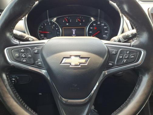 Summit White 2022 Chevrolet Equinox 1LT