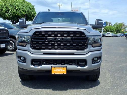Billet Silver Metallic Clearcoat 2024 RAM 2500 Big Horn