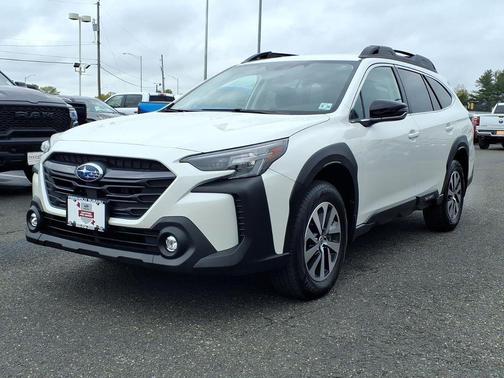 Crystal White Pearl 2024 Subaru Outback Premium