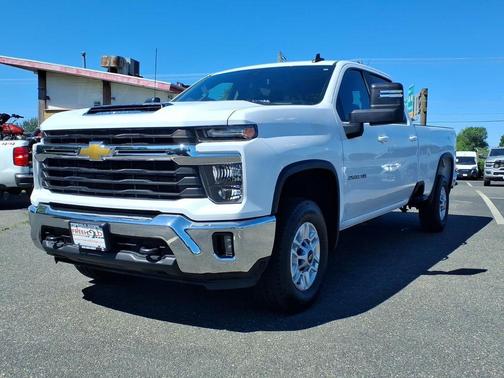 Summit White 2025 Chevrolet Silverado 2500 LT