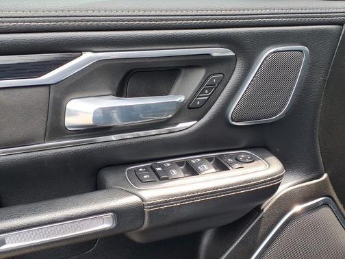 Billet Silver Metallic Clearcoat 2024 RAM 1500 Laramie