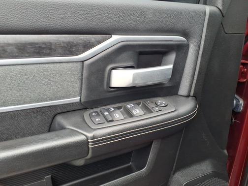 Delmonico Red Pearlcoat 2022 RAM 3500 Big Horn