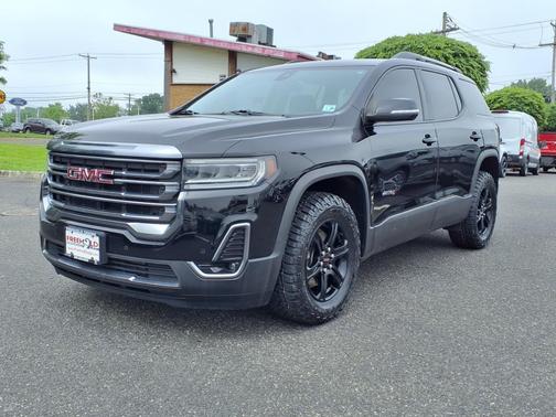 2021 GMC Acadia AT4