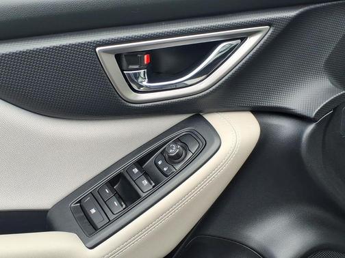 Magnetite Gray Metallic 2024 Subaru Forester Premium