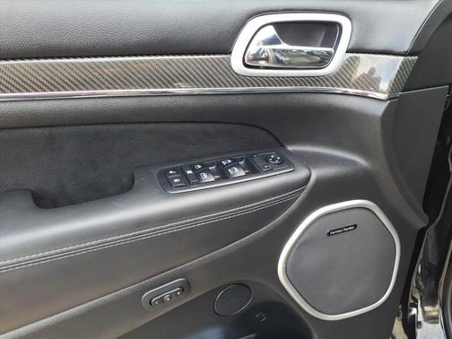 2019 Jeep Grand Cherokee SRT