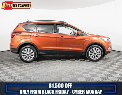 Photo 4 of 28 of 2019 Ford Escape SEL