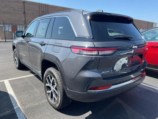 2025 Jeep Grand Cherokee Limited X