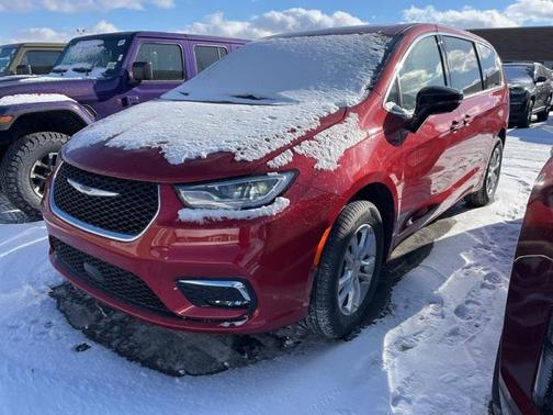 2026 Chrysler Pacifica L