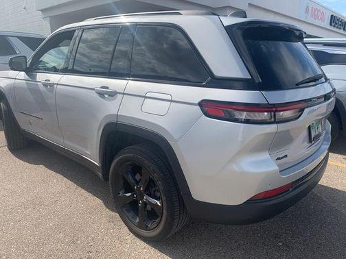 Silver Zynith 2023 Jeep Grand Cherokee Altitude