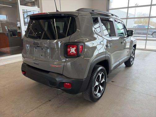 Sting-Gray Clearcoat 2020 Jeep Renegade Trailhawk
