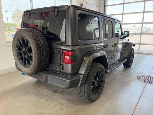 Granite Crystal Metallic Clearcoat 2023 Jeep Wrangler 4xe Sahara