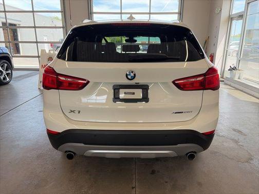 White 2018 BMW X1 xDrive28i