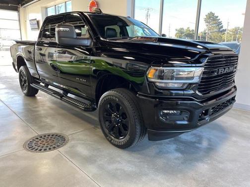 2024 RAM 2500 Laramie Crew Cab 4x4 6'4' Box