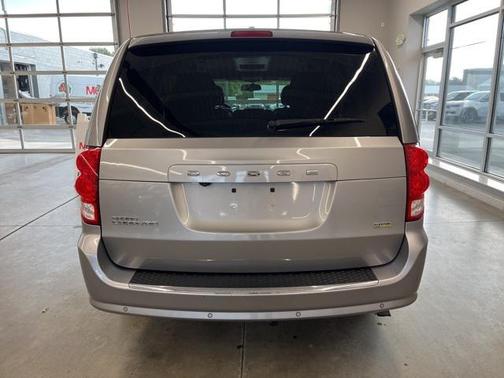 2017 Dodge Grand Caravan Crew