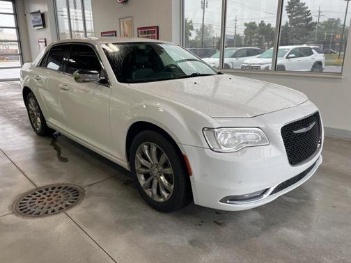 2015 Chrysler 300 Limited